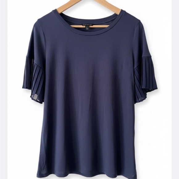 Banana Republic Tops - Banana Republic Navy Blouse Top with Pleated Sleeves